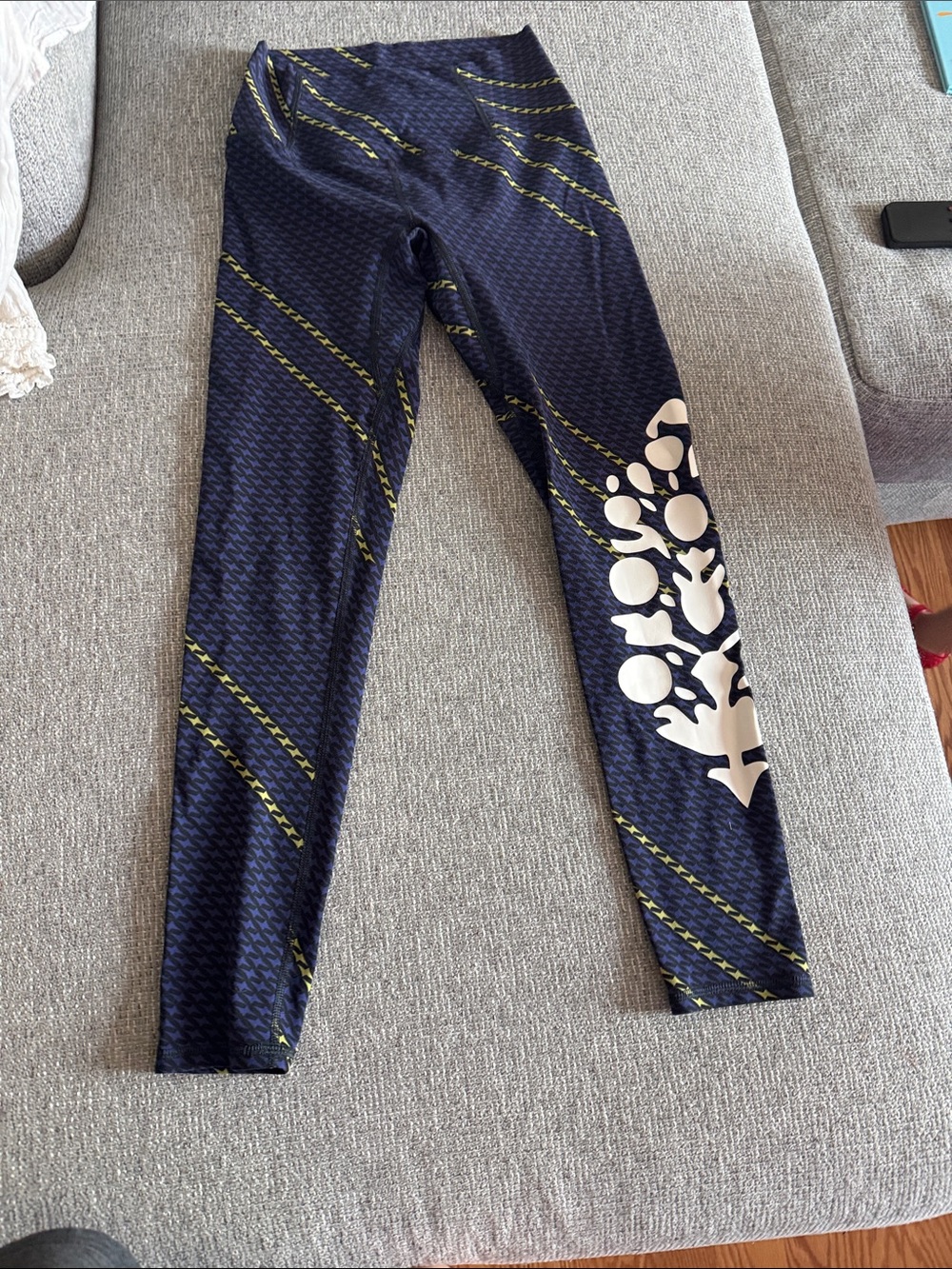FP Movement by Free People Navy Leggings with White Coral Graphic